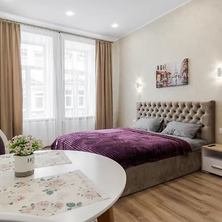 Luxury Flat In Downtown 2 Apartment Lviv Exterior photo