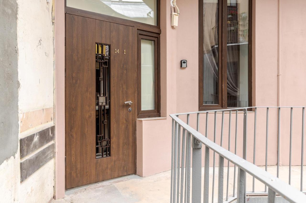 Luxury Flat In Downtown 2 Lviv
